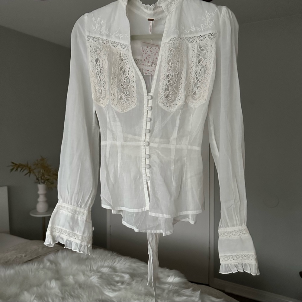 Beautiful free People top NWT